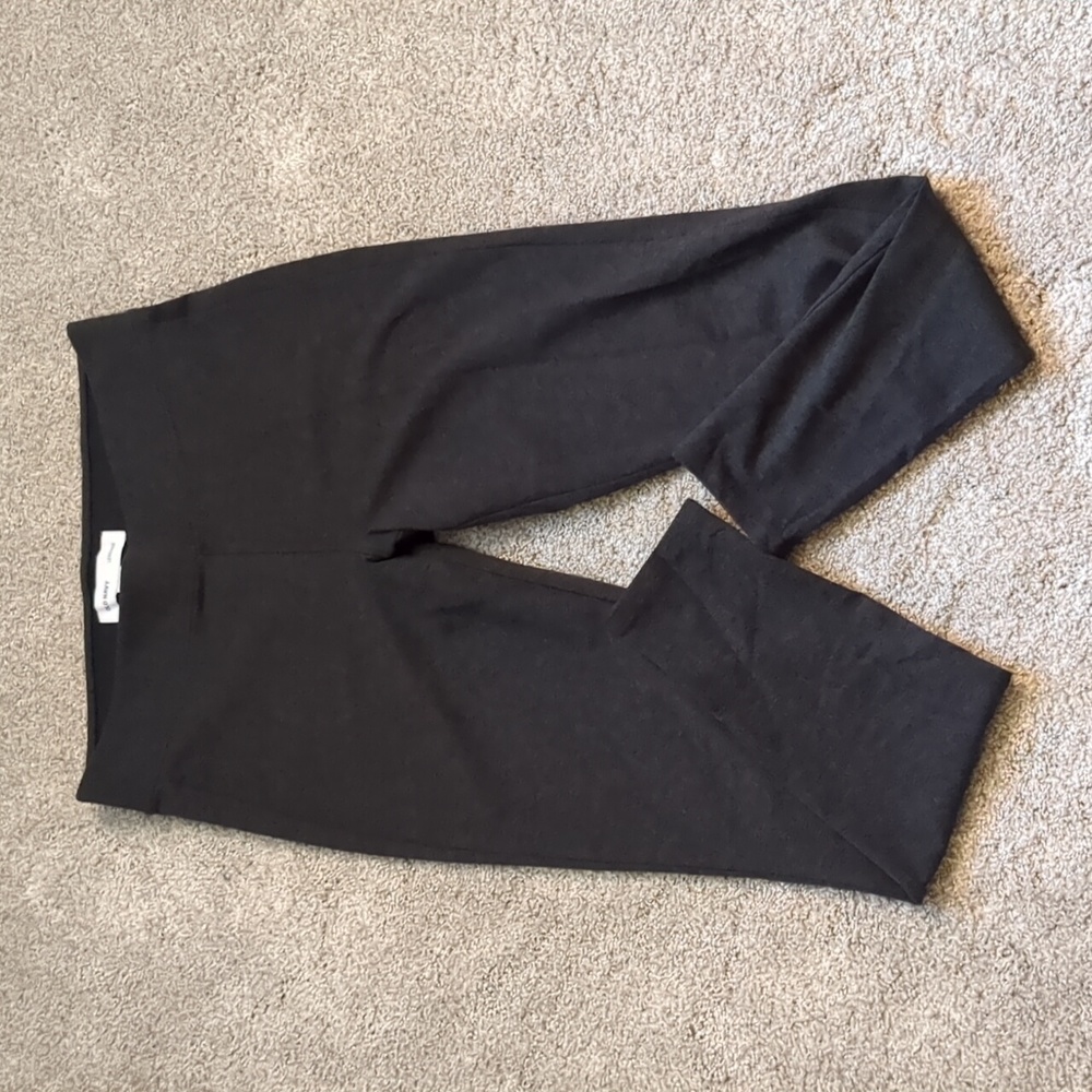 Old Navy gray leggings size medium